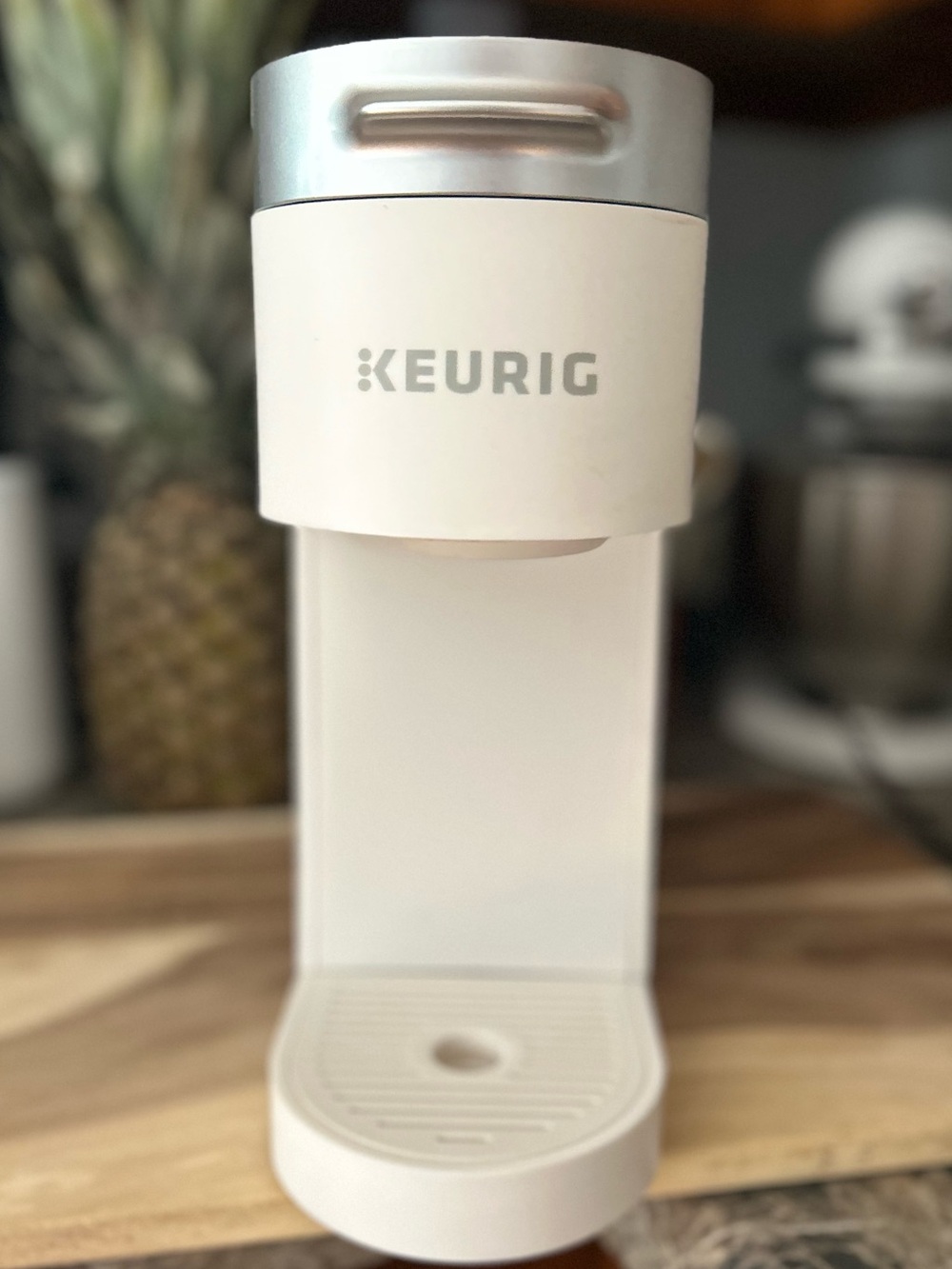 Iced or Hot keurig coffee maker .